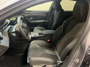 Peugeot 308 1.2 Pure Tech GT EAT8
