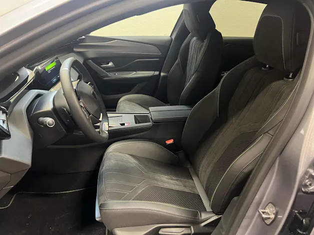 Peugeot 308 1.2 Pure Tech GT EAT8