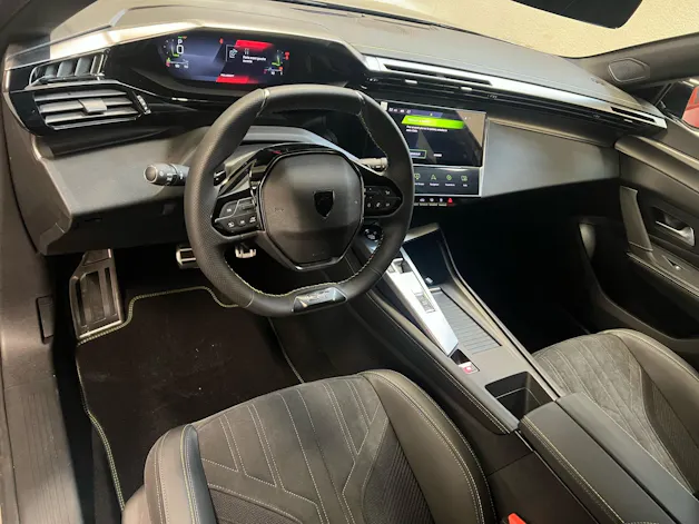 Peugeot 308 1.2 Pure Tech GT EAT8