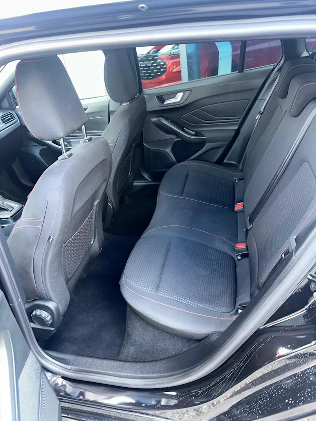 Ford Focus Station Wagon 1.0i EcoB ST-Line/155CV/Aut.
