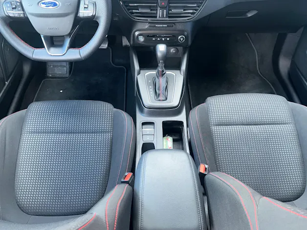 Ford Focus Station Wagon 1.0i EcoB ST-Line/155CV/Aut.