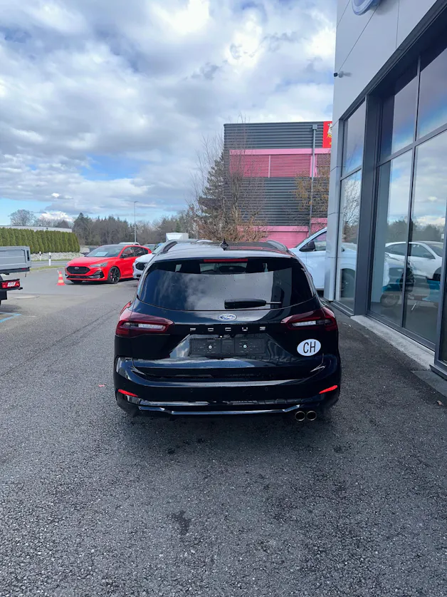 Ford Focus Station Wagon 1.0i EcoB ST-Line/155CV/Aut.