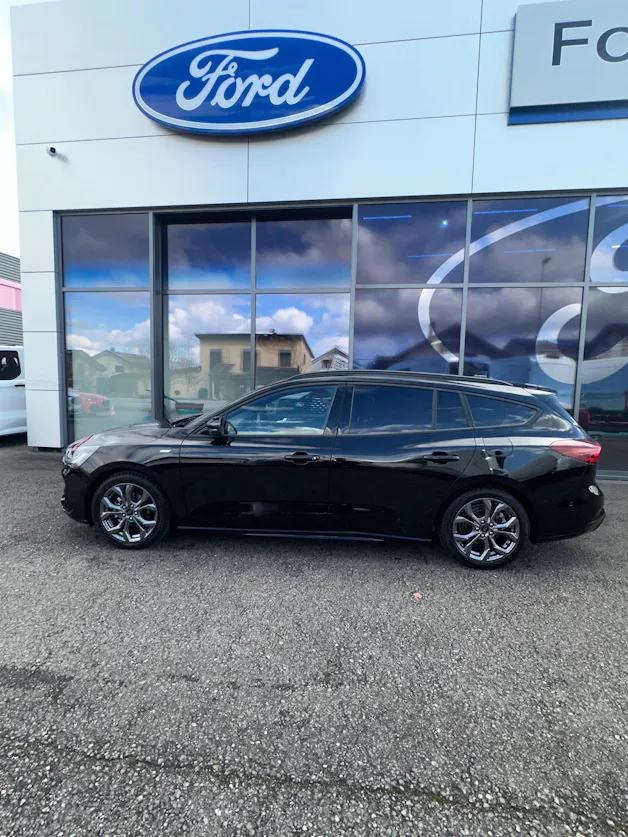 Ford Focus Station Wagon 1.0i EcoB ST-Line/155CV/Aut.