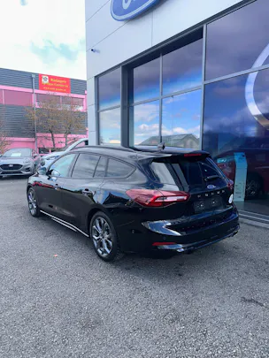Ford Focus Station Wagon 1.0i EcoB ST-Line/155CV/Aut.