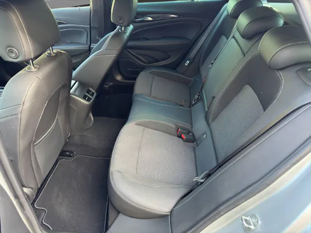 Opel Insignia Sports Tourer 2.0 T Elegance