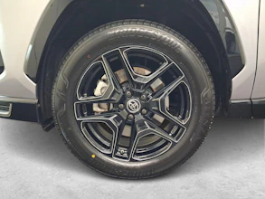 https://vehicle.imgix.net/4084584/f4313b62-2ca0-4521-a5c1-cfb8fa34c791.jpg