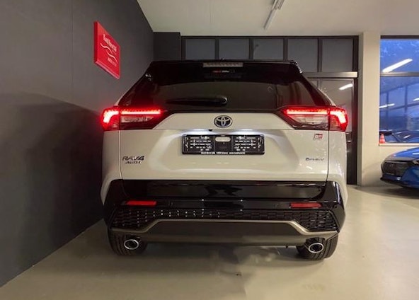 Vehicle image 6 Vehicle image 6