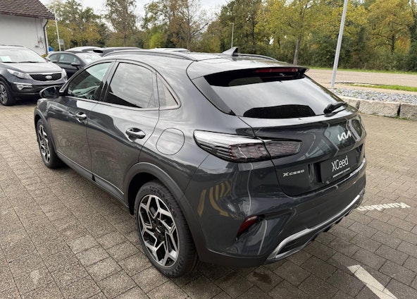 Vehicle image 3 Vehicle image 3