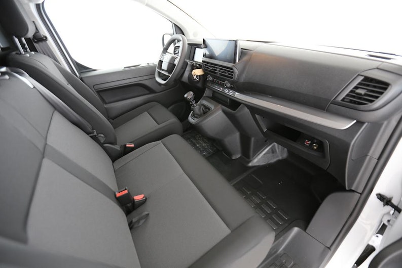 Vehicle image OPEL VIVARO