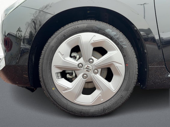 Vehicle image 12 Vehicle image 12