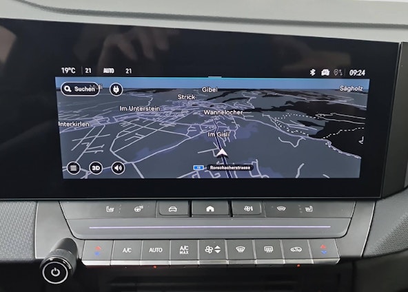 Vehicle image 8 Vehicle image 8