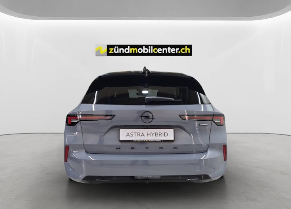 Vehicle image 3 Vehicle image 3