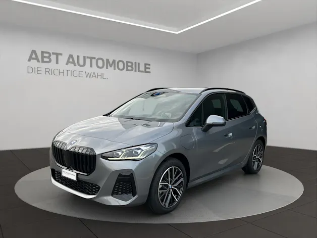 BMW 230e xDrive paddles Active Tourer