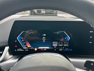 BMW 230e xDrive paddles Active Tourer