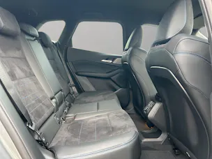 BMW 230e xDrive paddles Active Tourer