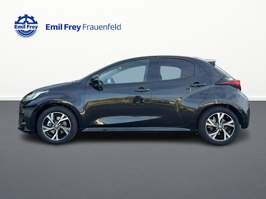 TOYOTA Yaris 1.5 VVT-i HSD Trend 1