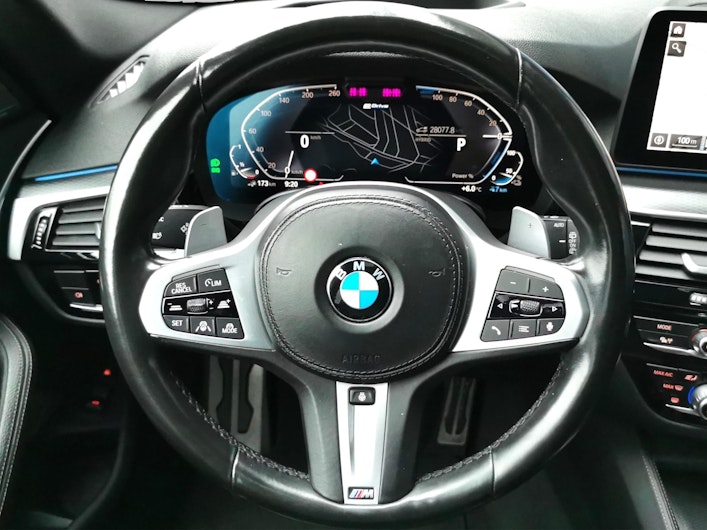 Vehicle image BMW 5 SERIES