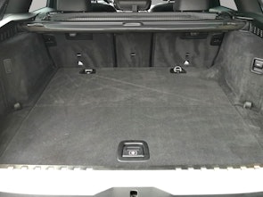 Vehicle image BMW 530e xDrive SAG Touring