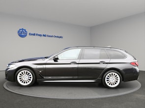 Vehicle image BMW 530e xDrive SAG Touring