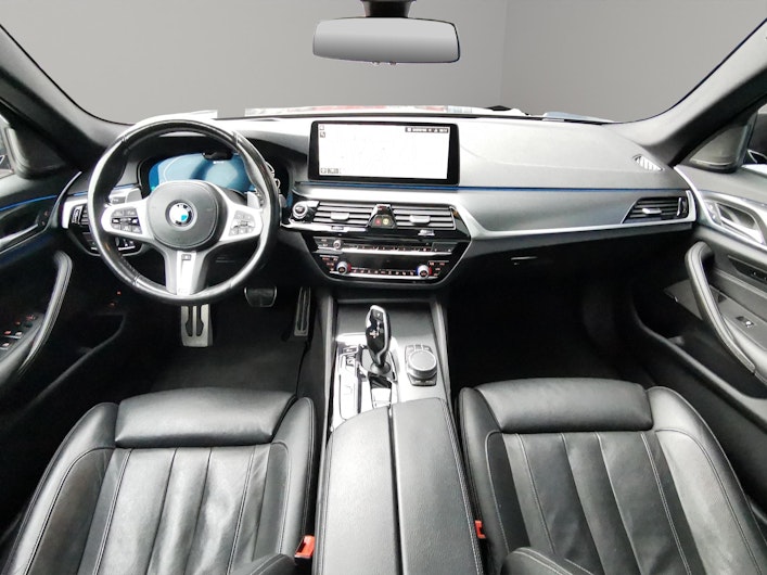 Vehicle image BMW 5 SERIES