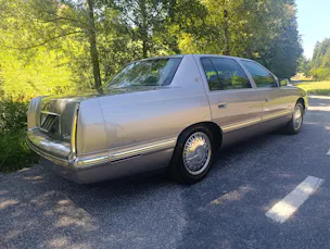 CADILLAC Basis