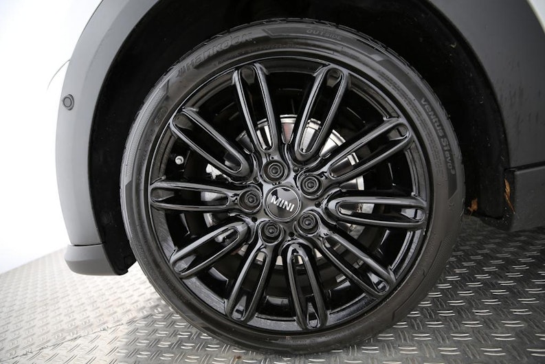 Vehicle image MINI MINI