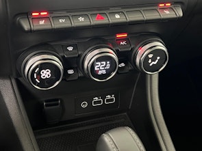 Vehicle image MITSUBISHI ASX 1.6 HEV Intense