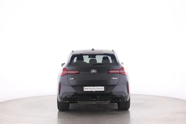 BMW X3 M50i