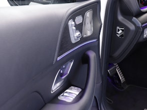 Vehicle image MERCEDES-BENZ GLE 400 d AMG Line 4matic