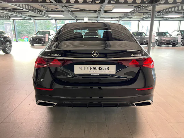 Mercedes-Benz E 220 d AMG Line 4matic