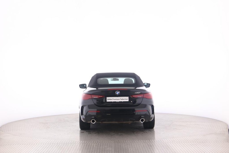 Vehicle image BMW 4 SERIES