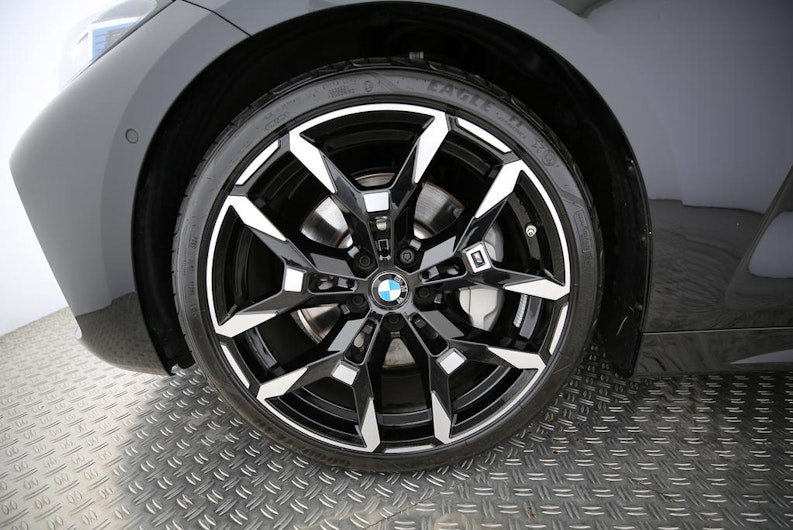 Vehicle image BMW 4 SERIES