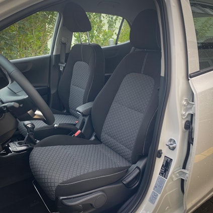 Vehicle image 12 Vehicle image 12