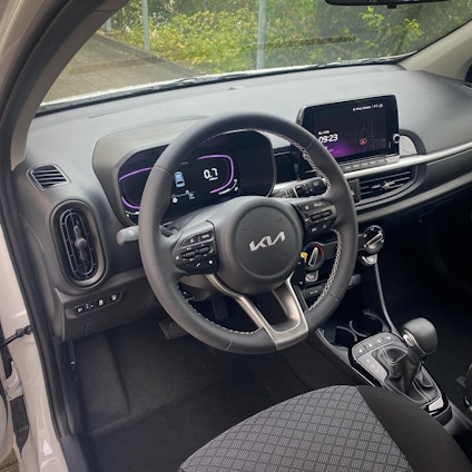 Vehicle image 3 Vehicle image 3