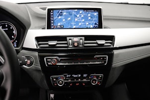 Vehicle image BMW X2 18d sDrive SAG