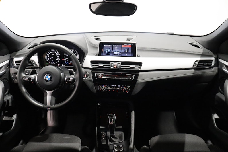 Vehicle image BMW X2