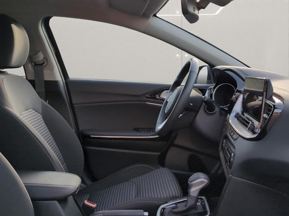 Vehicle image 13 Vehicle image 13