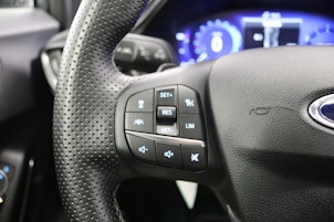 Vehicle image FORD Puma 1.0 EcoB Hybrid 125 ST-Line Vignale