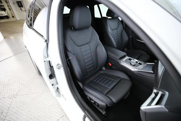 BMW 320d xDrive Touring
