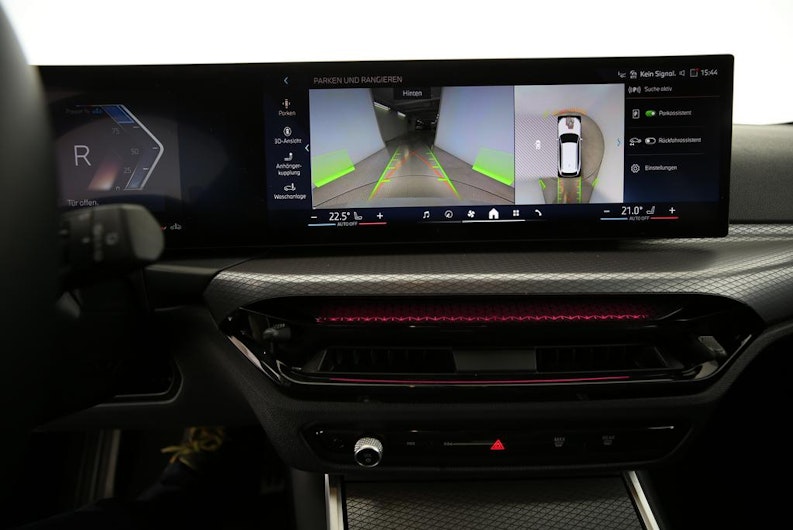 Vehicle image BMW 3 SERIES