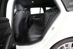 BMW 320d xDrive Touring