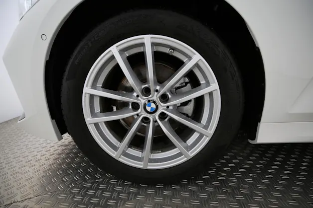 BMW 320d xDrive Touring