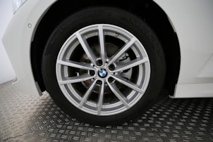 Vehicle image BMW 320d xDrive Touring