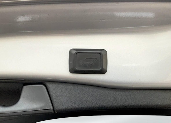 Vehicle image 12 Vehicle image 12