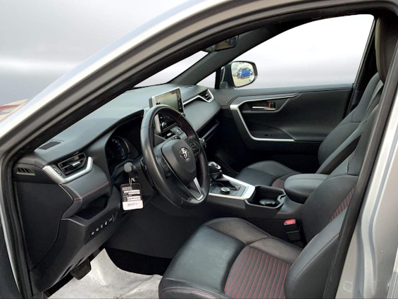 Vehicle image 6 Vehicle image 6