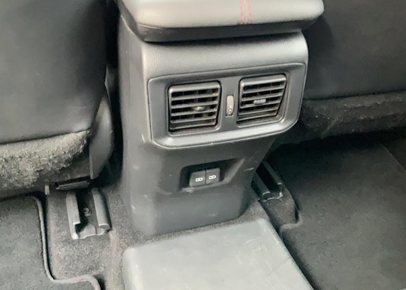 Vehicle image 13 Vehicle image 13