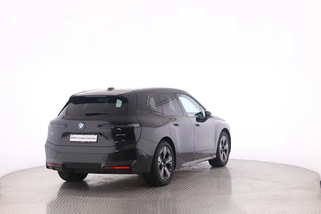 BMW iX xDrive50