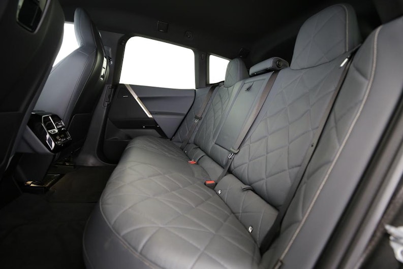 Vehicle image BMW iX