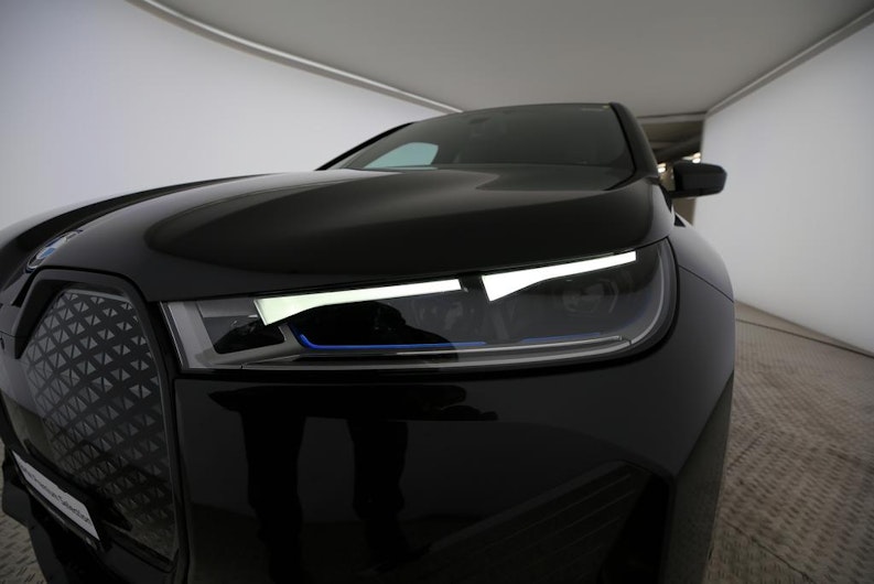 Vehicle image BMW iX