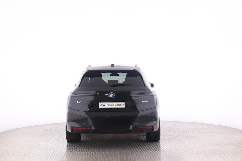 Vehicle image BMW iX